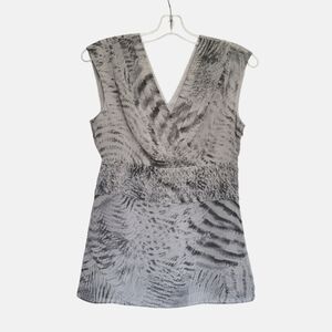 Banana Republic Gray Tiger Print Vneck Sleeveless Babydoll Top Size 2